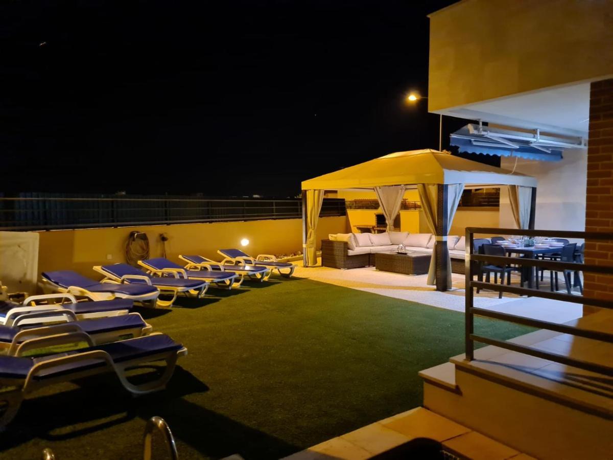 Stunning Villa With Pool Albufeira Bagian luar foto