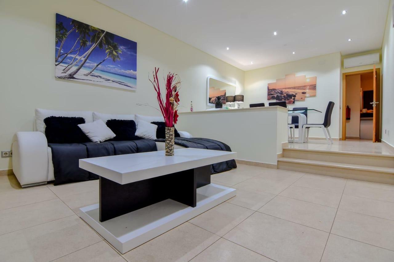Stunning Villa With Pool Albufeira Bagian luar foto