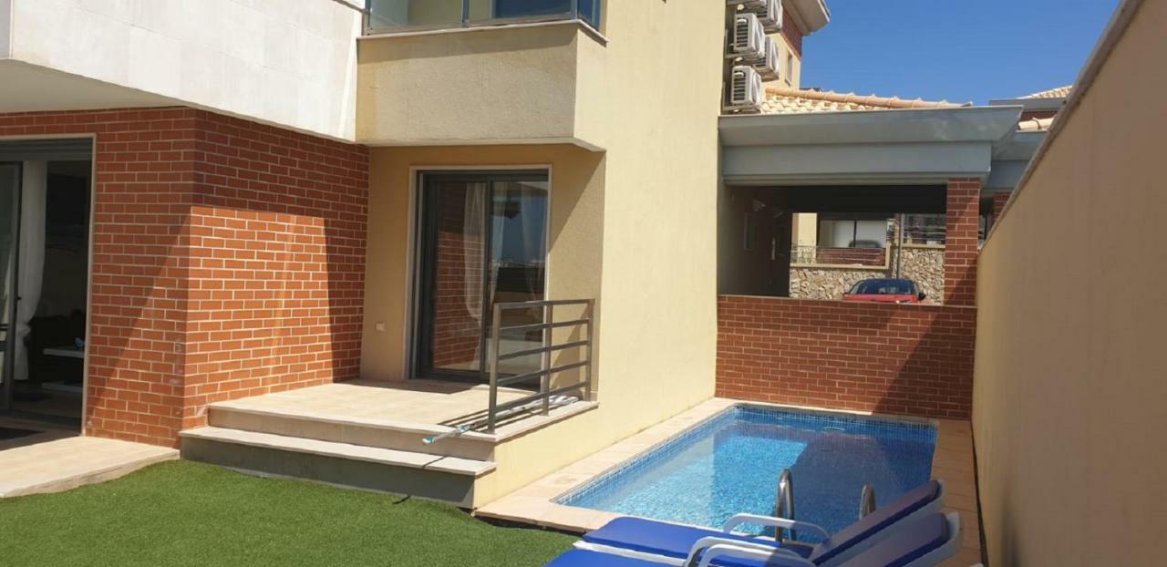 Stunning Villa With Pool Albufeira Bagian luar foto